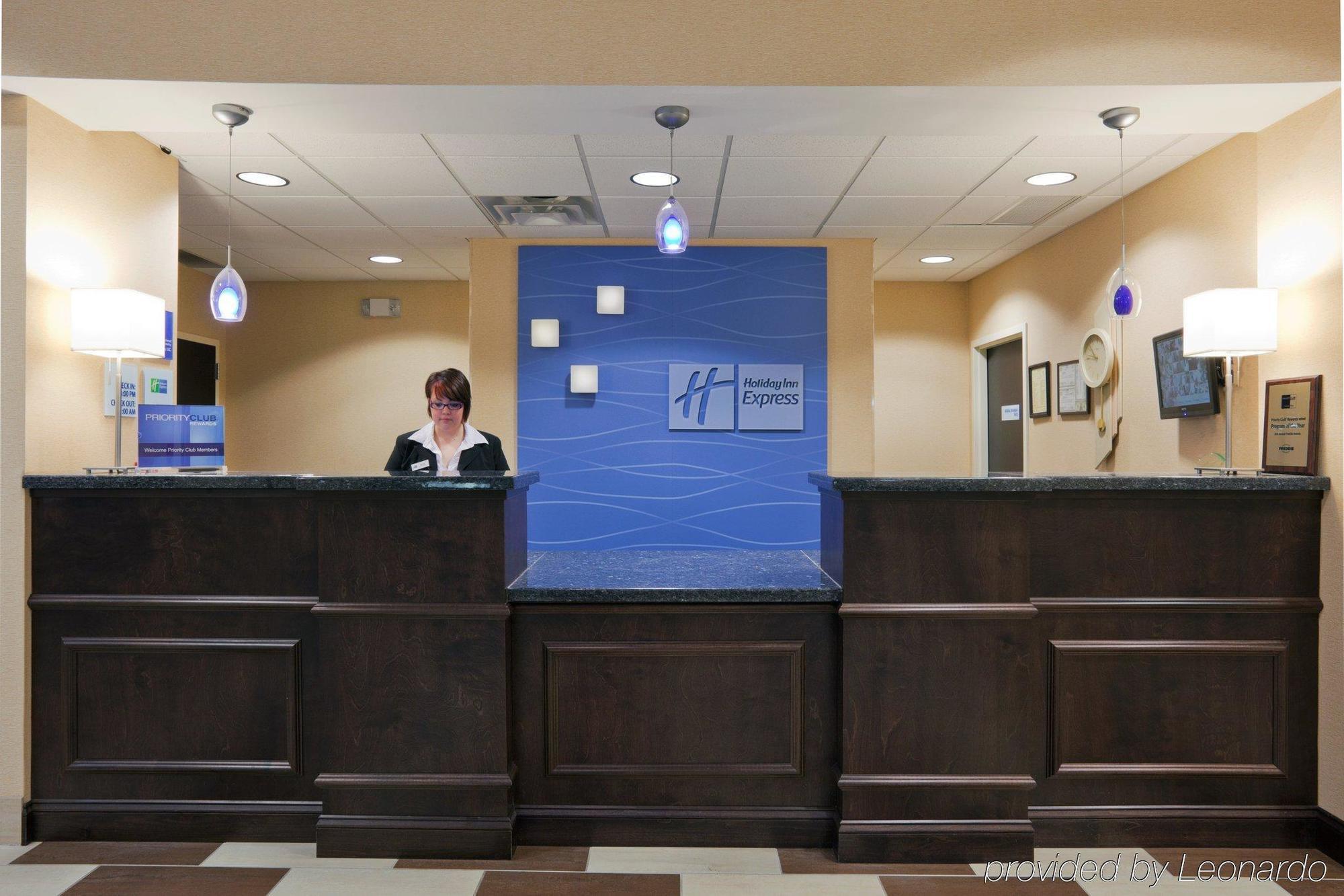 Holiday Inn Express Columbia By Ihg Интерьер фото