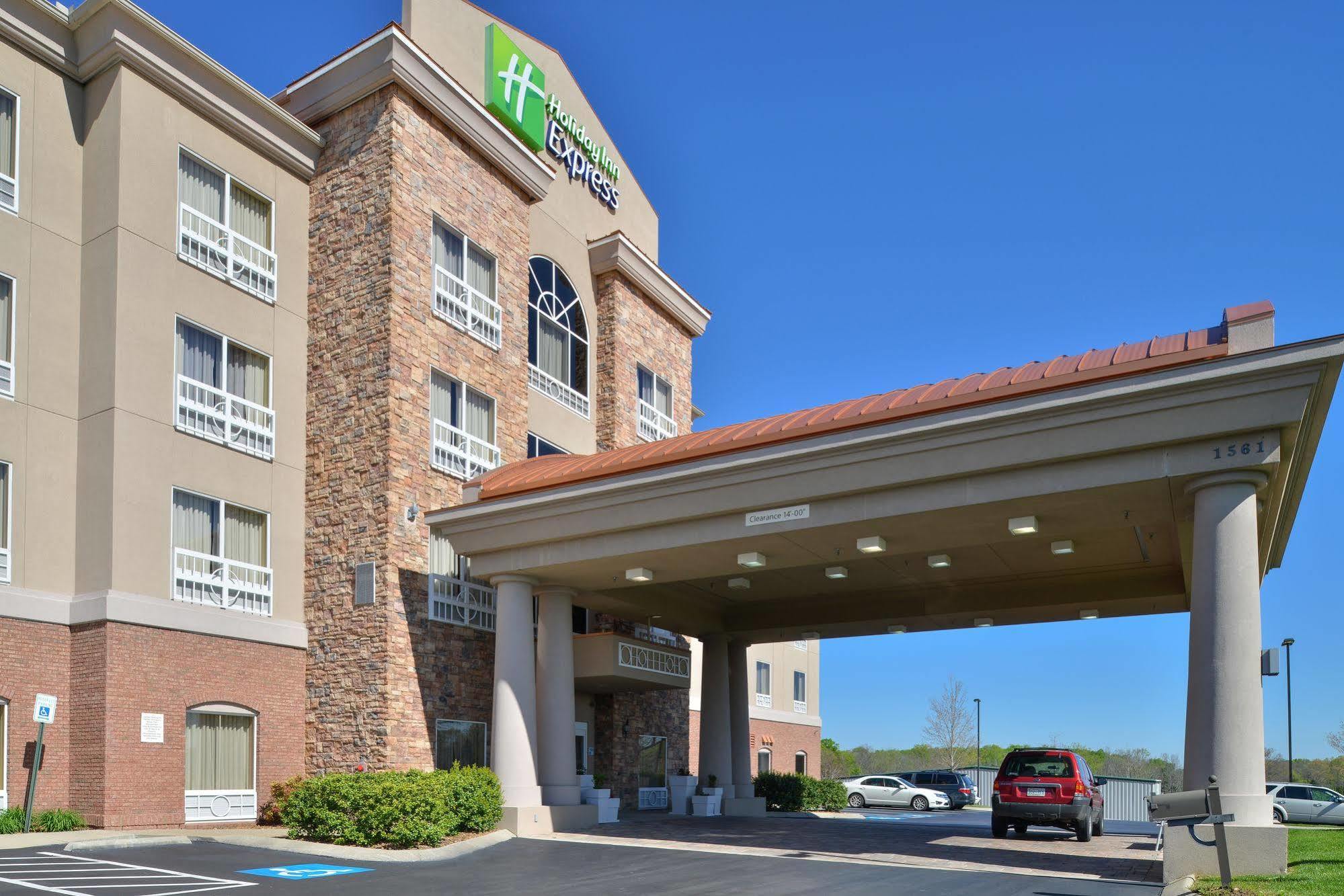 Holiday Inn Express Columbia By Ihg Экстерьер фото